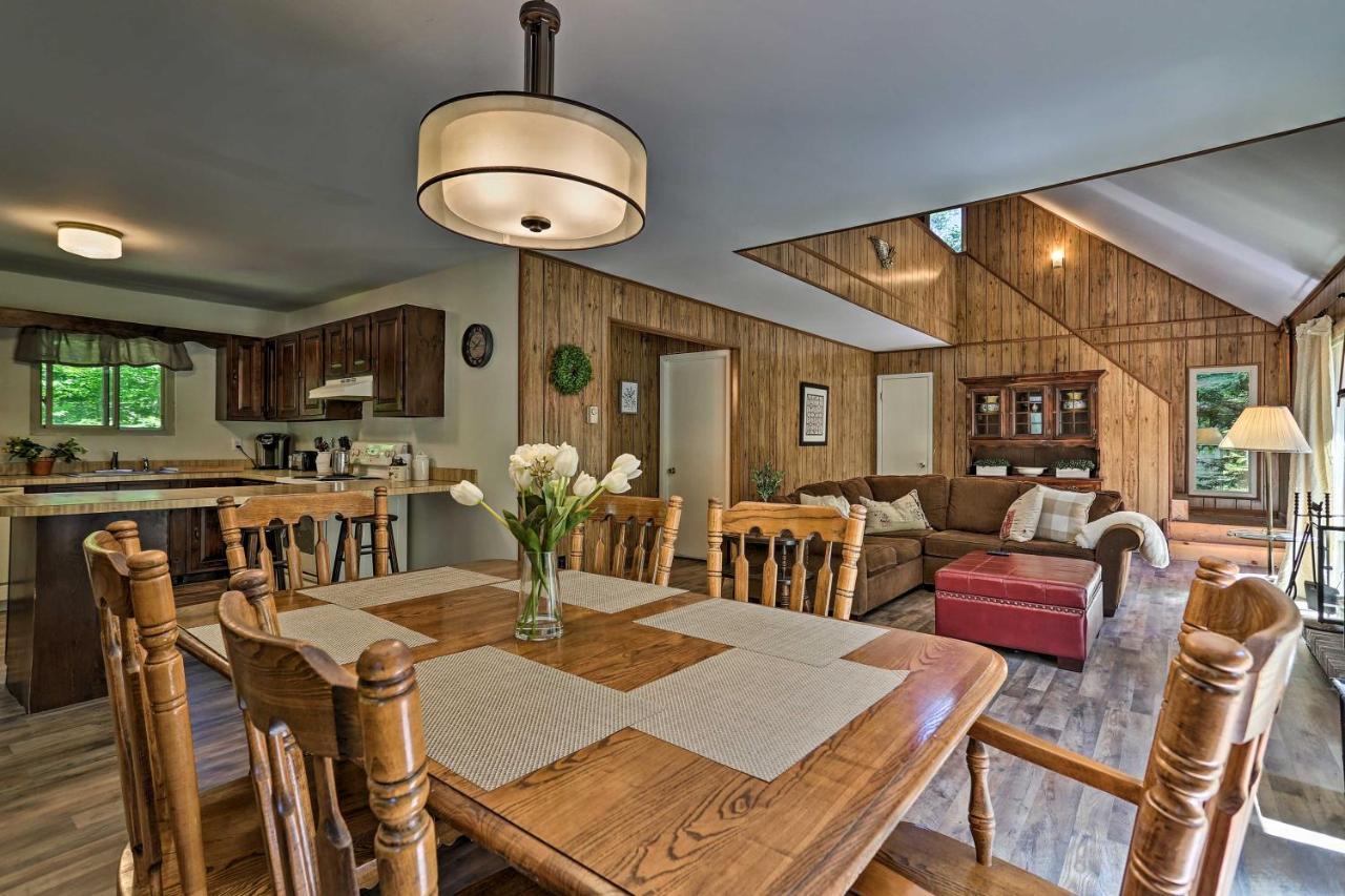 Cozy Tobyhanna Cabin With Hot Tub And Resort Amenities Extérieur photo