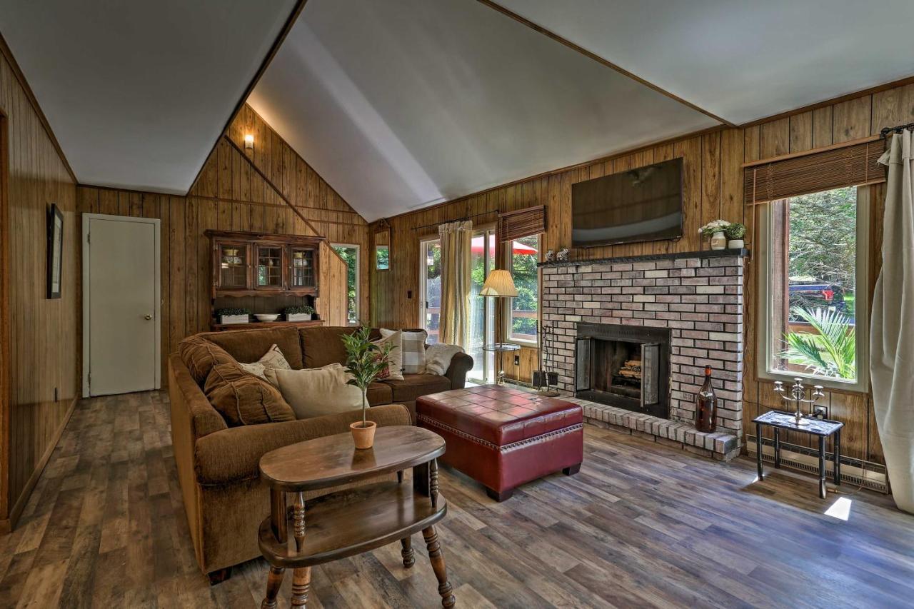 Cozy Tobyhanna Cabin With Hot Tub And Resort Amenities Extérieur photo